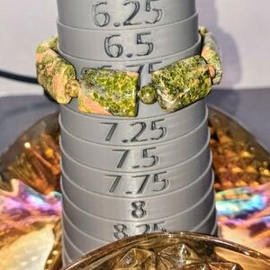 Unakite Bracelet Chunky Green and Pink Stone Toggle Closure. No Stretch. 6.75"